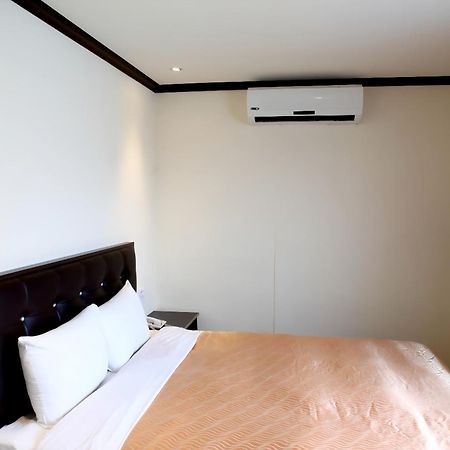 Holiday Business Hotel Taitung 외부 사진