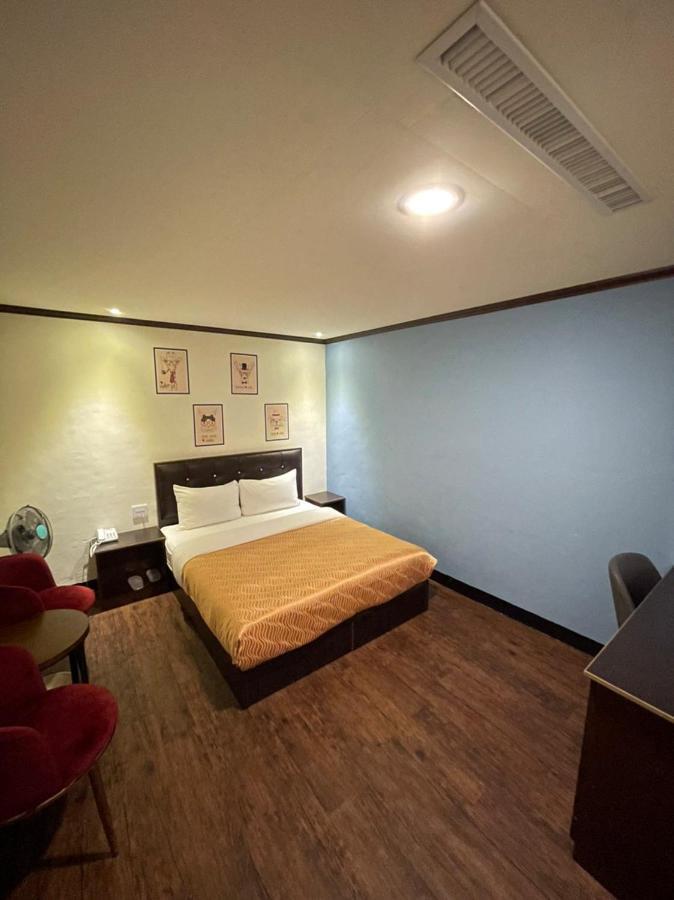 Holiday Business Hotel Taitung 외부 사진
