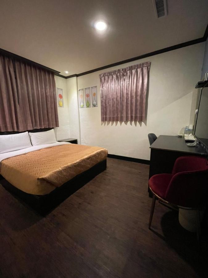 Holiday Business Hotel Taitung 외부 사진